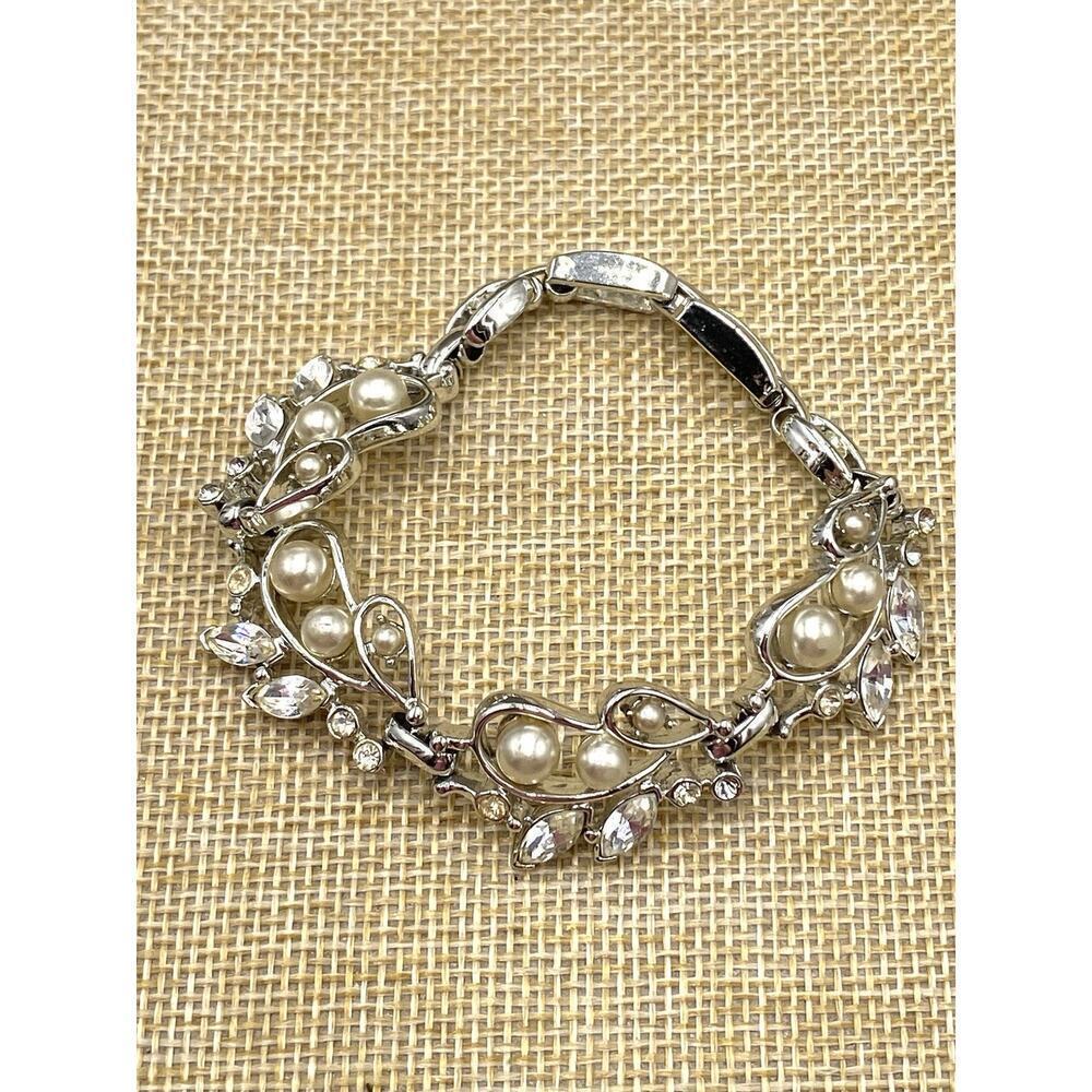 Kramer of NY Bracelet Vintage Silver Tone Faux Pearls Rhinestones 6.5”